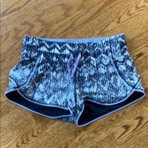 Ivivva Size 10 Swim Shorts - Reversible Black